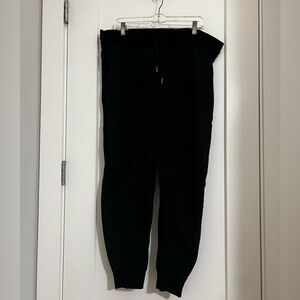 Lululemon Dance Studio Mid-Rise Jogger Full Length